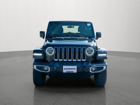 Used 2019 Jeep Wrangler Unlimited Sahara AWD/4WD image 2