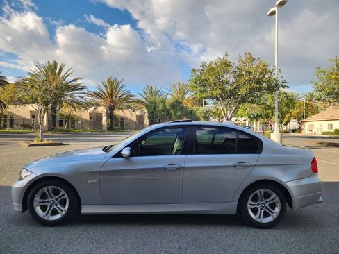 Used 2008 BMW 328i Sedan RWD image 6