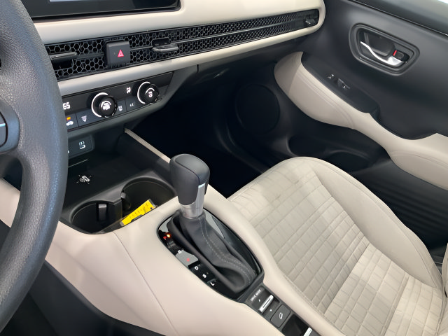 Certified 2027 Honda HR-V LX image 16
