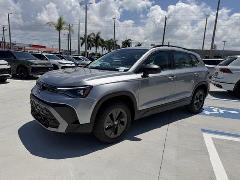 New 2026 Volkswagen Taos S FWD image 7