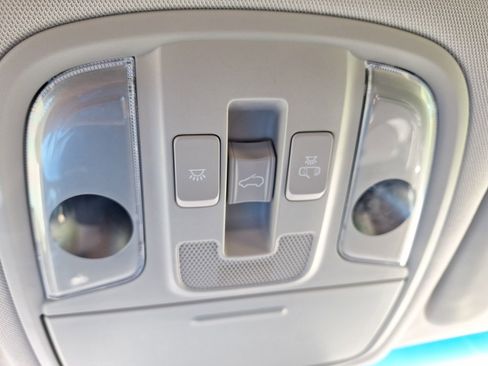 Used 2021 Kia Sportage EX w/ EX Technology Package image 29