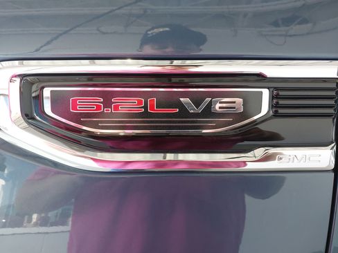 Used 2025 GMC Sierra 1500 Denali w/ Denali Reserve Package AWD/4WD image 32