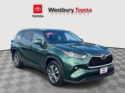 Used 2023 Toyota Highlander XLE