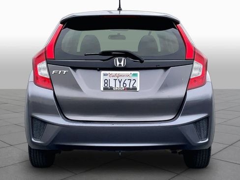 Used 2017 Honda Fit LX image 4