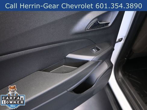 Used 2025 Chevrolet Trax ACTIV w/ Sunroof Package FWD image 15