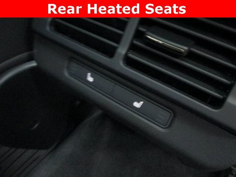 Used 2025 Land Rover Range Rover Evoque Dynamic SE image 21