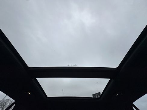 Used 2026 Mercedes-Benz GLC 300 GLC 300 image 18