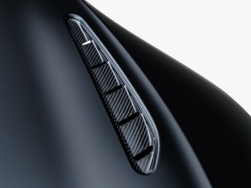 Used 2023 Aston Martin V8 Vantage Coupe RWD image 23