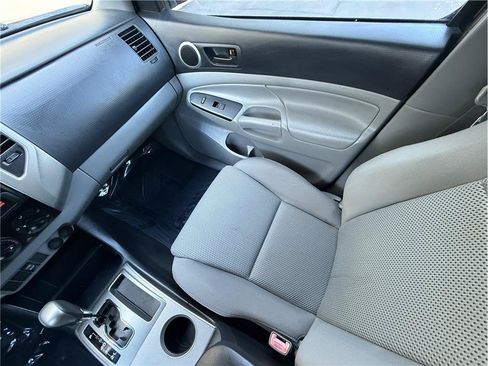Used 2013 Toyota Tacoma PreRunner RWD image 13