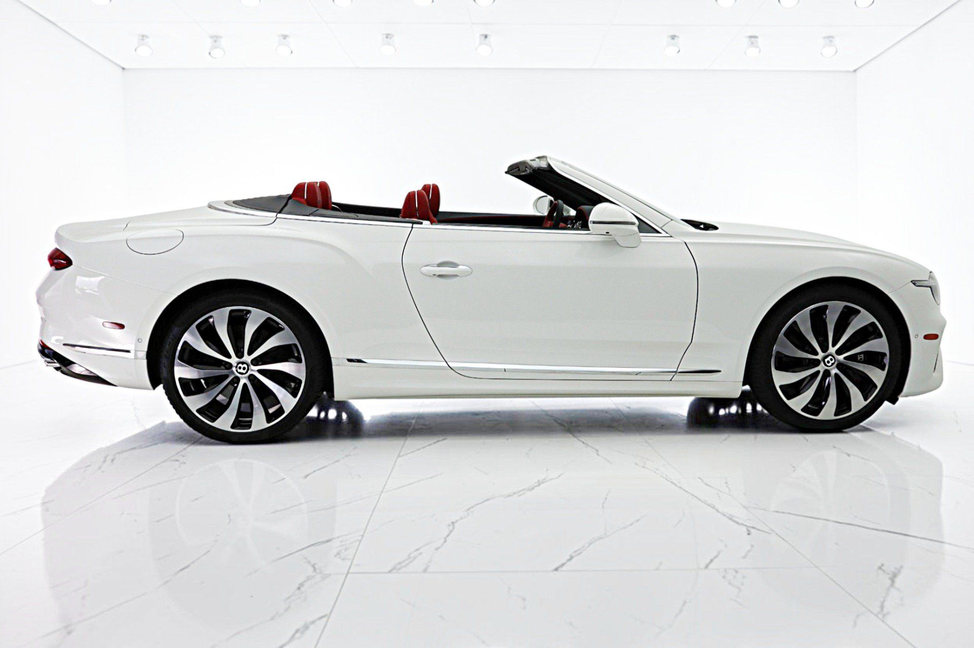 Used 2026 Bentley Continental GT Mulliner AWD/4WD image 15