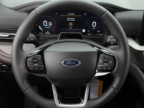 New 2026 Ford Explorer Platinum image 11