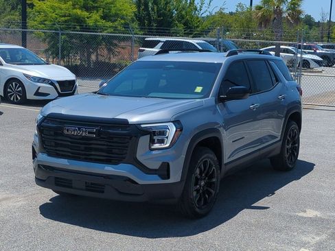 Used 2026 GMC Terrain Elevation w/ Black Edition FWD image 8
