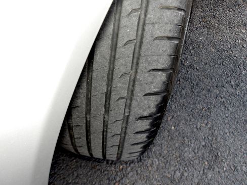 Used 2004 Toyota Camry XLE image 18