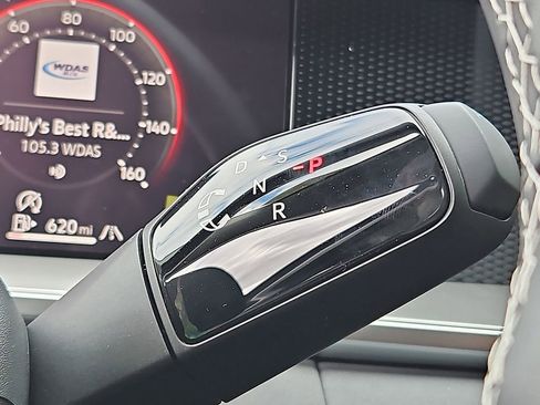 New 2025 Volkswagen Tiguan SE AWD/4WD image 7