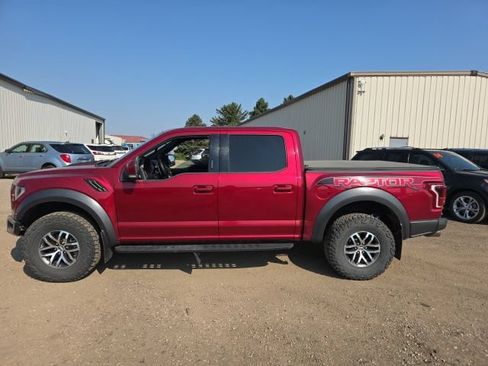 Used 2017 Ford F150 Raptor w/ Equipment Group 802A Luxury AWD/4WD image 3