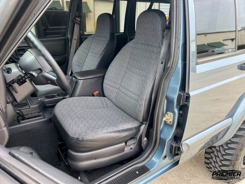 Used 1999 Jeep Cherokee Sport image 14