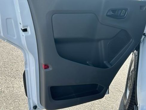 Certified 2023 Ford Transit 250 Medium Roof image 20