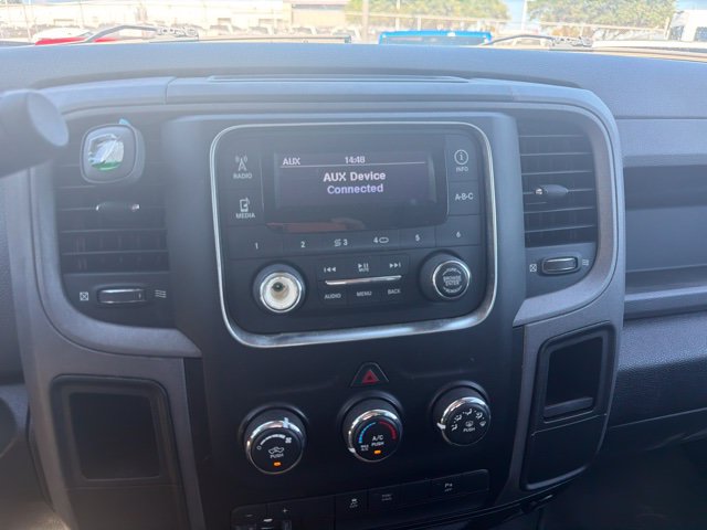 Used 2014 RAM 2500 Tradesman w/ Chrome Appearance Group RWD image 13