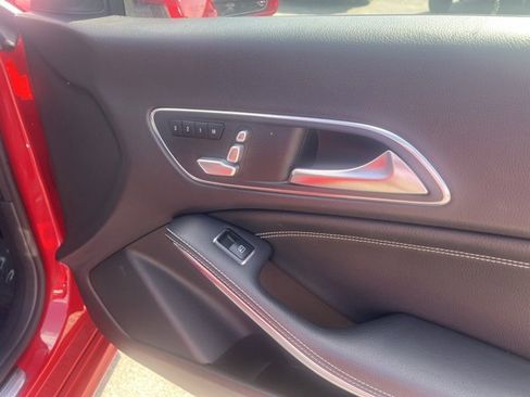 Used 2018 Mercedes-Benz CLA 250 image 35