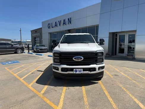 New 2026 Ford F250 Platinum AWD/4WD image 2