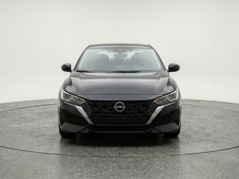 Used 2025 Nissan Sentra SV FWD image 2