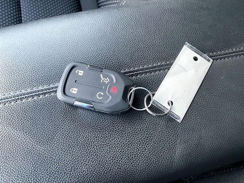 Used 2023 GMC Terrain SLE w/ Driver Convenience Package image 34