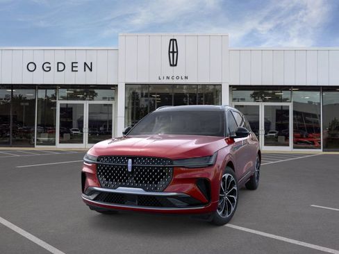 New 2026 Lincoln Nautilus Reserve image 2