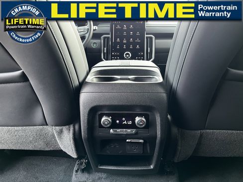 Used 2024 GMC Acadia AT4 w/ LPO, Floor Liner Package image 31