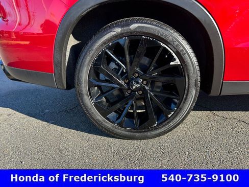 Used 2023 Mitsubishi Outlander SEL Black Edition image 16