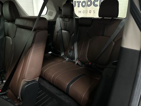 Used 2024 Honda Pilot Elite image 36