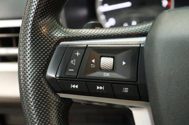 Used 2024 Mitsubishi Outlander ES FWD image 10