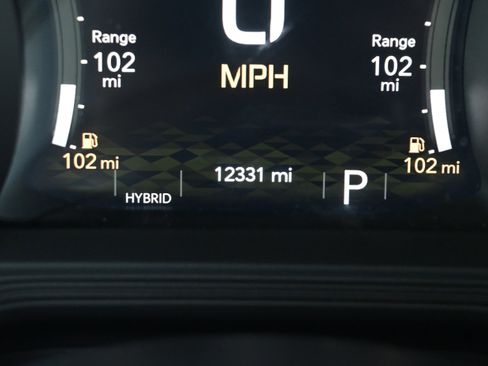 Used 2025 Jeep Wrangler Unlimited Sahara AWD/4WD image 21