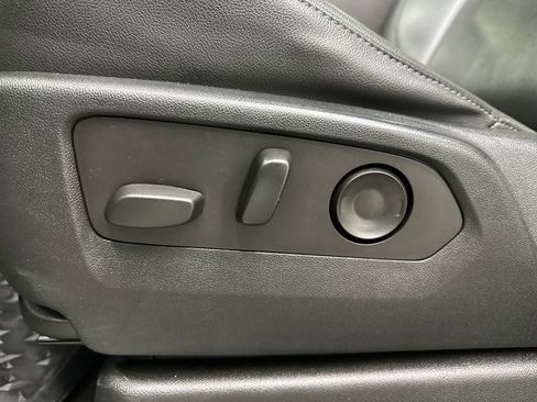 Used 2021 Chevrolet Tahoe Z71 image 10