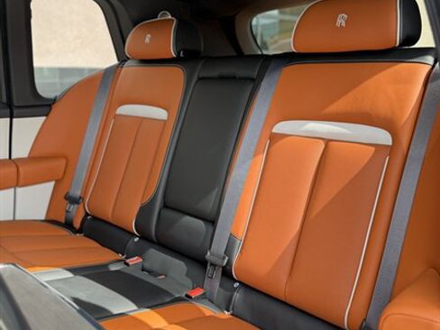 Used 2026 Rolls-Royce Cullinan image 27