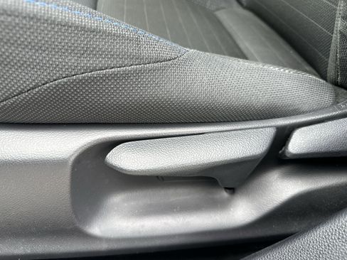 Used 2021 Toyota Corolla SE FWD image 14