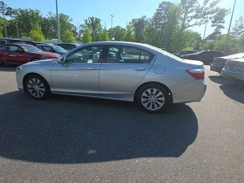 Used 2015 Honda Accord EX-L image 18