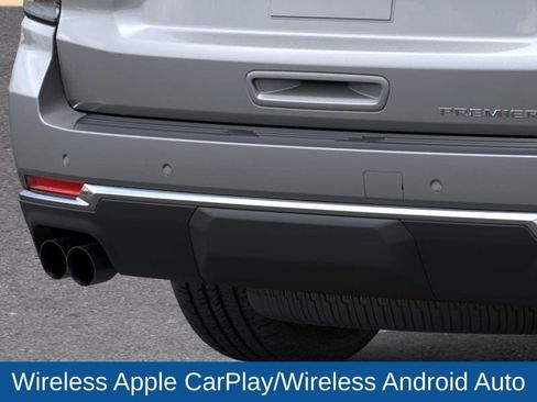 New 2026 Chevrolet Suburban Premier image 14