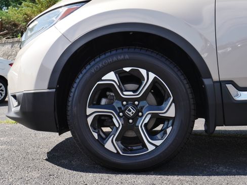 Used 2019 Honda CR-V Touring image 11