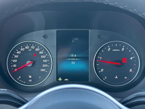 Used 2024 Mercedes-Benz Sprinter 2500 image 29