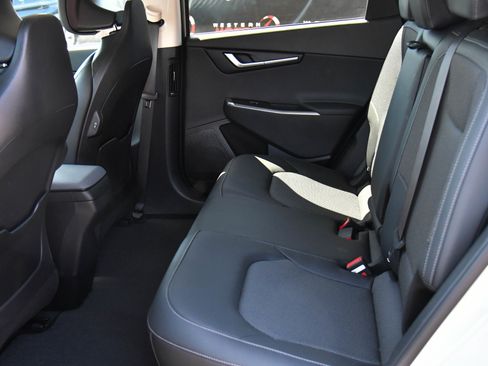 Used 2024 Kia EV6 Light RWD image 43