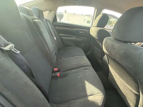 Used 2015 Nissan Altima 2.5 S w/ Power Driver Seat Package image 40
