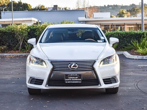 Used 2015 Lexus LS 460 L image 2