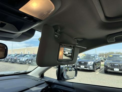 Certified 2025 Subaru Crosstrek 2.0i Premium image 16