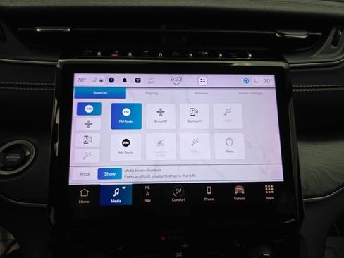 Used 2023 Jeep Grand Cherokee Limited image 31