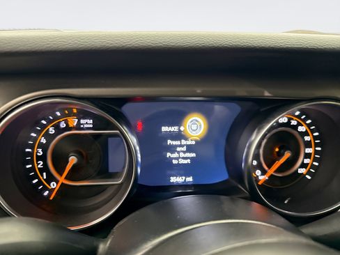 Used 2022 Jeep Wrangler Unlimited Sport image 11