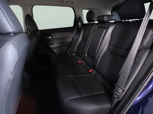 Used 2024 Nissan Rogue SL image 14