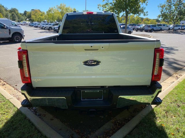 Used 2026 Ford F450 Lariat w/ Chrome Package AWD/4WD image 32