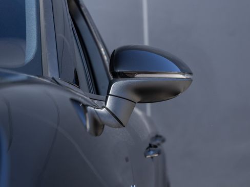 New 2026 Porsche Cayenne E-Hybrid image 17