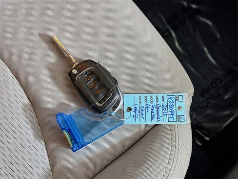 Used 2015 Hyundai Sonata SE image 29