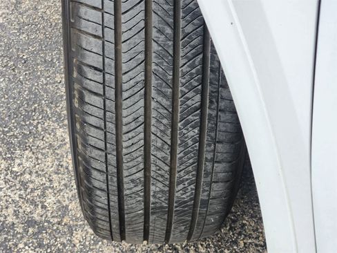 Used 2023 Ford Escape ST-Line image 10